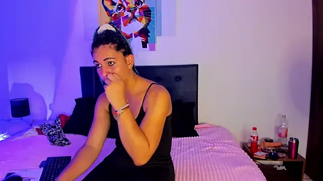 brenda sofia2 online show from October 28, 5:15 pm