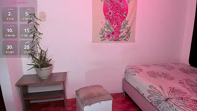 JaneRuss  online show from September 25, 5:55 am