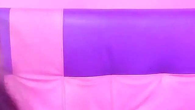Snapshot of mature_dirty_squirt chatting on December 27, 6:31 pm mature dirty squirt online show from December 27, 6:31 pm