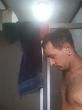 Snapshot of deathbiel chatting on January 12, 8:25 pm deathbiel online show from January 12, 8:25 pm