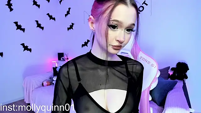 lilMollyStuart online show from February 7, 11:45 pm