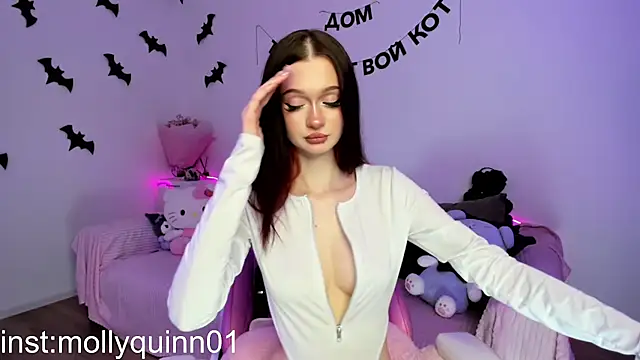 lilMollyStuart online show from February 9, 10:11 pm
