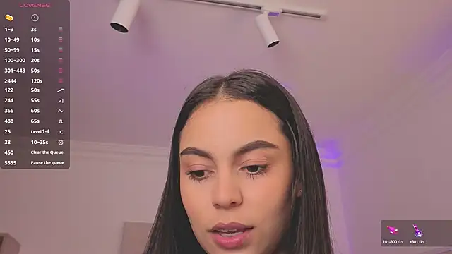 Snapshot of Aleejaa__ chatting on October 14, 11:55 am Aleejaa online show from October 14, 11:55 am