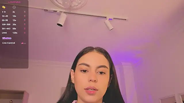 Snapshot of Aleejaa__ chatting on October 23, 11:42 am Aleejaa online show from October 23, 11:42 am