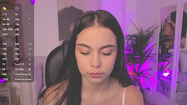 Snapshot of Aleejaa__ chatting on November 12, 12:05 pm Aleejaa online show from November 12, 12:05 pm