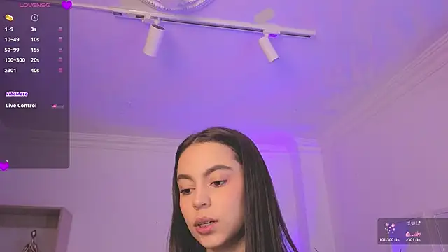 Aleejaa   online show from April 13, 11:16 am