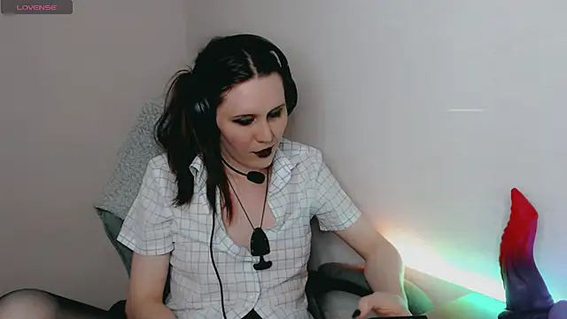 Snapshot of tracy_cooper chatting on December 23, 5:39 am tracy cooper online show from December 23, 5:39 am