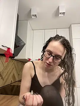 MartiniiSelenna online show from March 4, 6:41 am