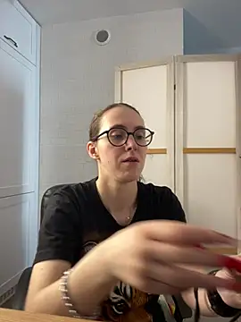 MartiniiSelenna online show from June 21, 5:54 am