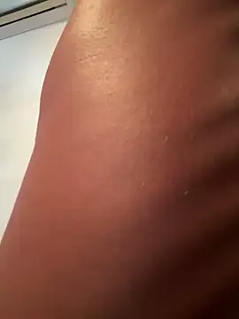 Snapshot of Rose-euphoria chatting on October 14, 1:34 pm Rose-euphoria online show from October 14, 1:34 pm