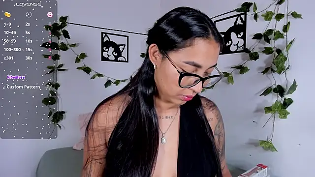 melanieecox online show from September 24, 9:51 pm