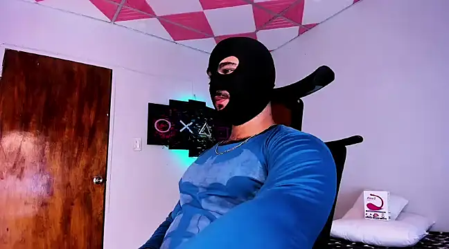 Sebas-hott online show from December 26, 6:19 am