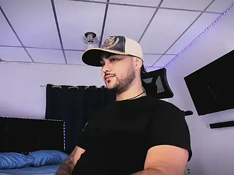 Snapshot of Sebas-hott chatting on January 31, 11:47 pm Sebas-hott online show from January 31, 11:47 pm