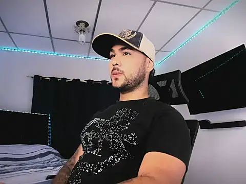 Snapshot of Sebas-hott chatting on February 4, 9:31 pm Sebas-hott online show from February 4, 9:31 pm