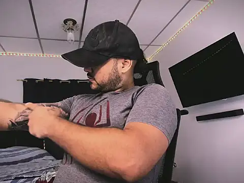 Snapshot of Sebas-hott chatting on February 24, 9:46 pm Sebas-hott online show from February 24, 9:46 pm