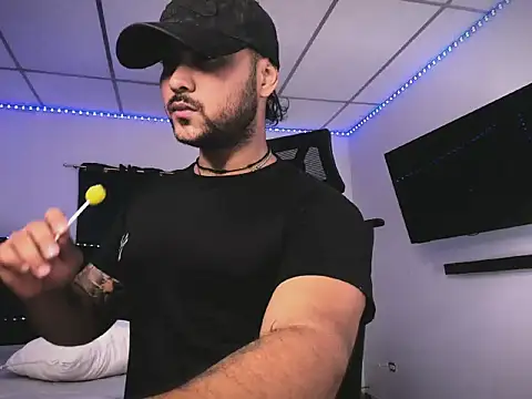 Snapshot of Sebas-hott chatting on February 28, 11:50 pm Sebas-hott online show from February 28, 11:50 pm