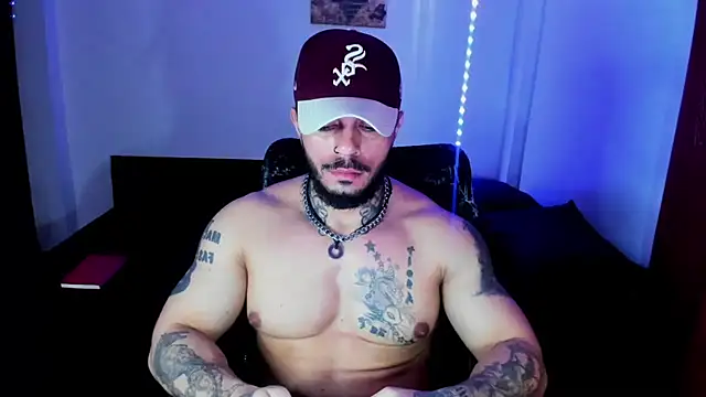 Van Velckan online show from October 26, 9:10 pm