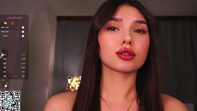 LoraAtcher online show from March 5, 3:51 pm