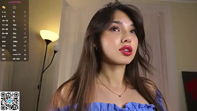 LoraAtcher online show from September 27, 6:02 pm