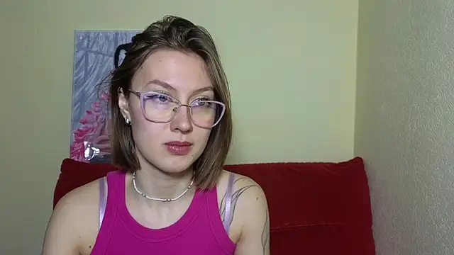 Snapshot of MalvinaBlum chatting on January 11, 1:37 am MalvinaBlum online show from January 11, 1:37 am