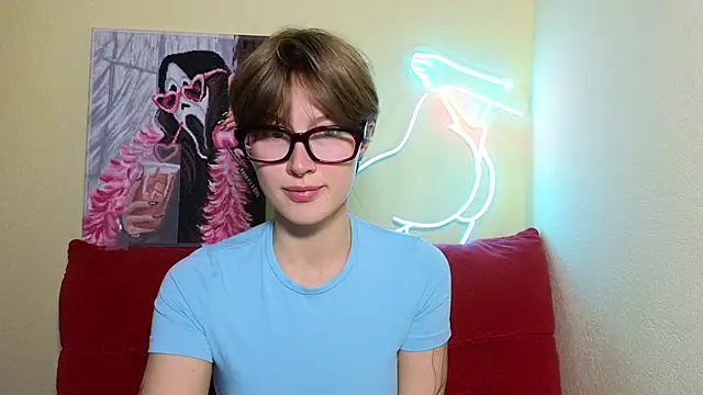 Snapshot of MalvinaBlum chatting on September 18, 2:02 am MalvinaBlum online show from September 18, 2:02 am