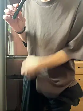 saku chan live online show from April 18, 12:14 am