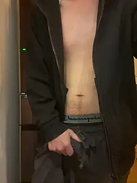 saku chan live online show from April 21, 6:12 pm