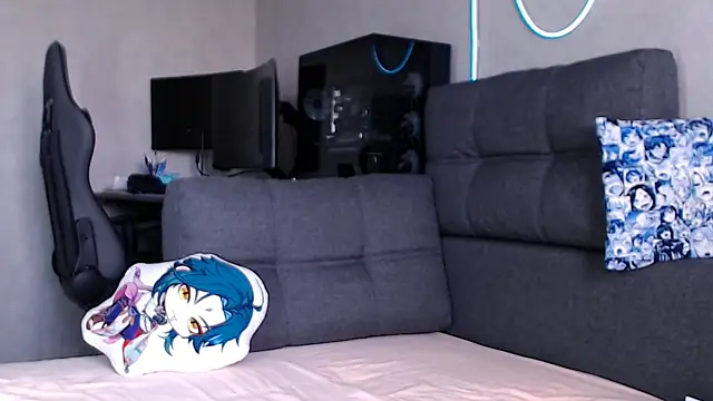 Snapshot of CassidyKiss chatting on October 3, 9:50 am CassidyKiss online show from October 3, 9:50 am