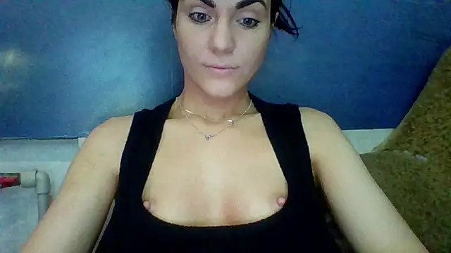 Snapshot of AliceTailor chatting on June 16, 5:26 pm AliceTailor online show from June 16, 5:26 pm