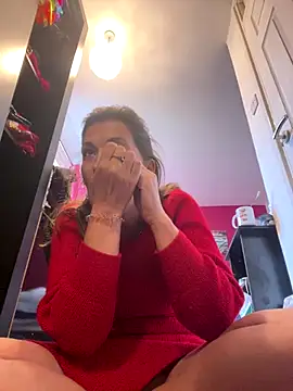 Snapshot of Lwhite1 chatting on October 13, 3:45 pm Lwhite1 online show from October 13, 3:45 pm