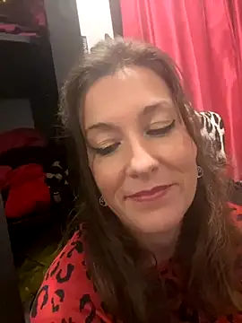 Snapshot of Lwhite1 chatting on October 18, 9:59 pm Lwhite1 online show from October 18, 9:59 pm