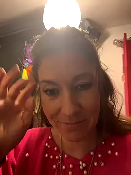 Snapshot of Lwhite1 chatting on November 12, 4:40 pm Lwhite1 online show from November 12, 4:40 pm