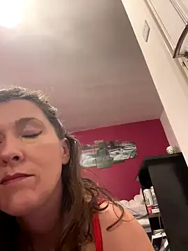 Snapshot of Lwhite1 chatting on November 14, 4:17 pm Lwhite1 online show from November 14, 4:17 pm