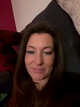 Snapshot of Lwhite1 chatting on November 21, 4:27 pm Lwhite1 online show from November 21, 4:27 pm