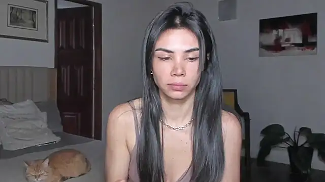 AnaHenao online show from January 15, 12:10 pm