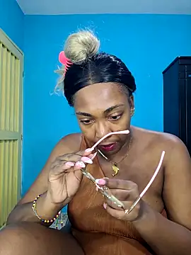 dirtyvictoria online show from May 8, 6:57 pm