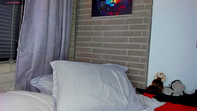 liam oficial02 online show from April 17, 3:53 am