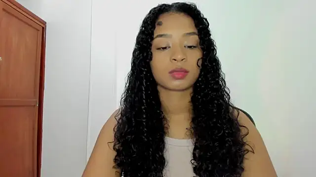 Snapshot of avellanatammy chatting on October 22, 8:08 pm avellanatammy online show from October 22, 8:08 pm