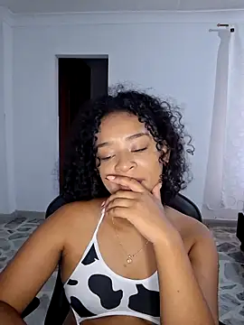 avellanatammy online show from March 31, 10:10 pm