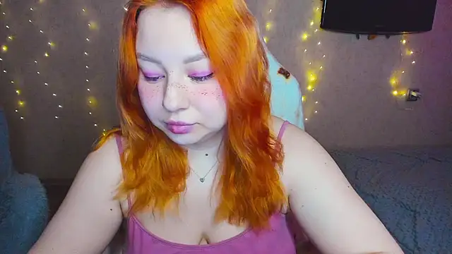 Snapshot of Milafoxxxy chatting on March 23, 8:29 am Milafoxxxy online show from March 23, 8:29 am