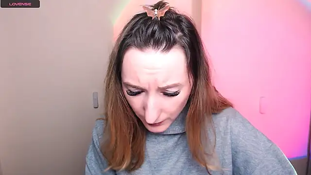 Snapshot of AmandaSell chatting on February 7, 8:29 am AmandaSell online show from February 7, 8:29 am