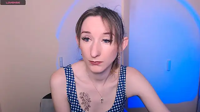 Snapshot of AmandaSell chatting on February 21, 6:47 am AmandaSell online show from February 21, 6:47 am