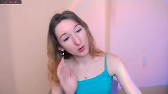 Snapshot of AmandaSell chatting on February 24, 9:07 am AmandaSell online show from February 24, 9:07 am