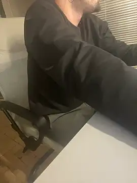 giorgakaci69 online show from March 17, 3:04 pm