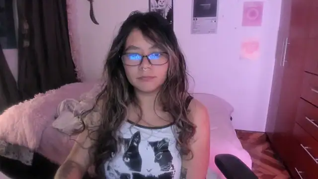 StephaniFox online show from February 4, 1:22 am