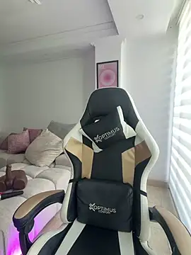 Dj scarlettmorreti online show from April 21, 6:34 pm