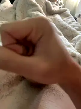 Snapshot of magrossebite25cm chatting on September 24, 2:09 pm magrossebite25cm online show from September 24, 2:09 pm