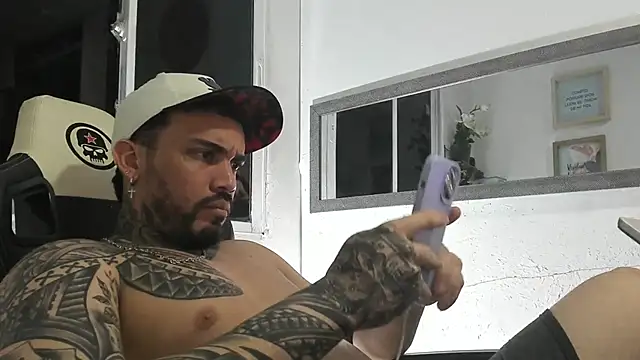 Angel sex latin online show from January 2, 7:01 am