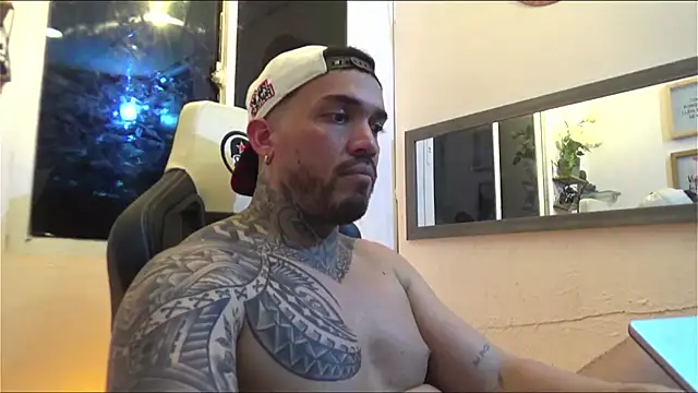 Angel sex latin online show from January 17, 6:47 am