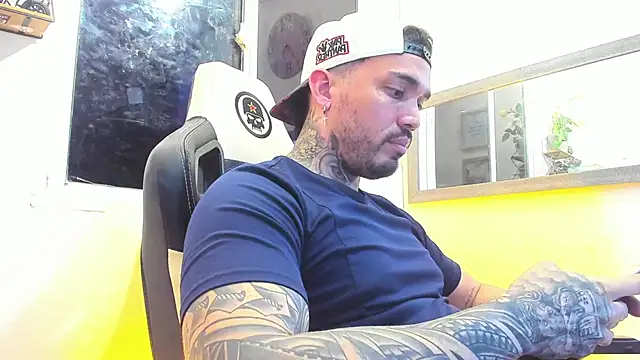 Angel sex latin online show from February 4, 5:10 am